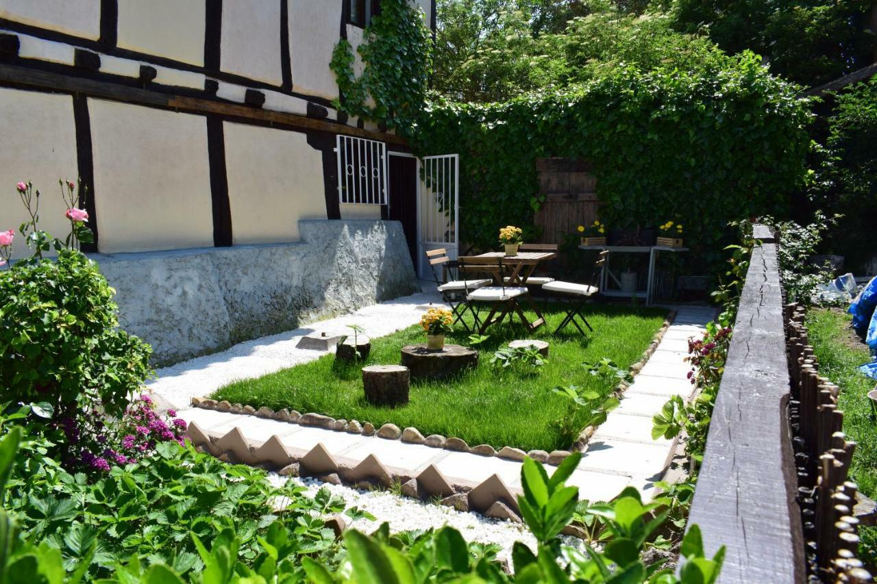 Gasthaus Casa De La Serenidad Villanasur-Río de Oca Exterior foto